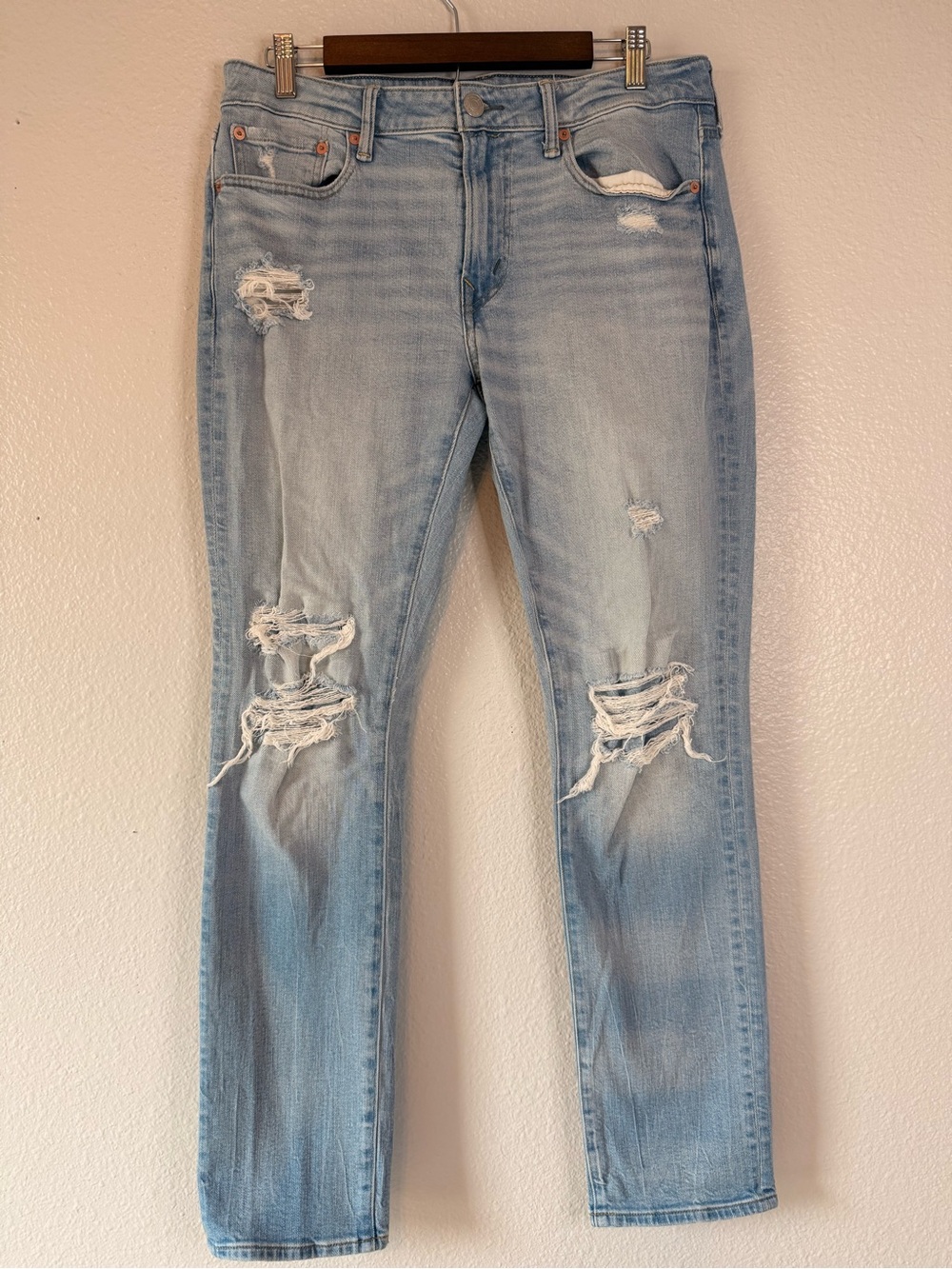 American Eagle AirFlex Slim Distressed Jeans Light Wash Men’s 32x32